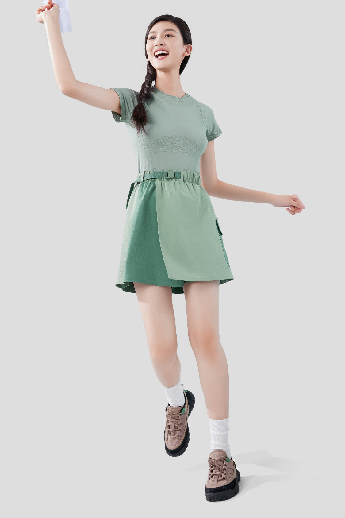 beneunder women's shorts upf50+ #color_woodland green